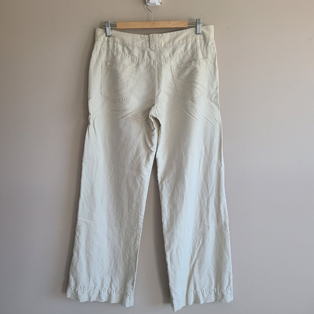 Max Studio linen/cotton bland beige pants with front buttons details. - Picture 2 of 7